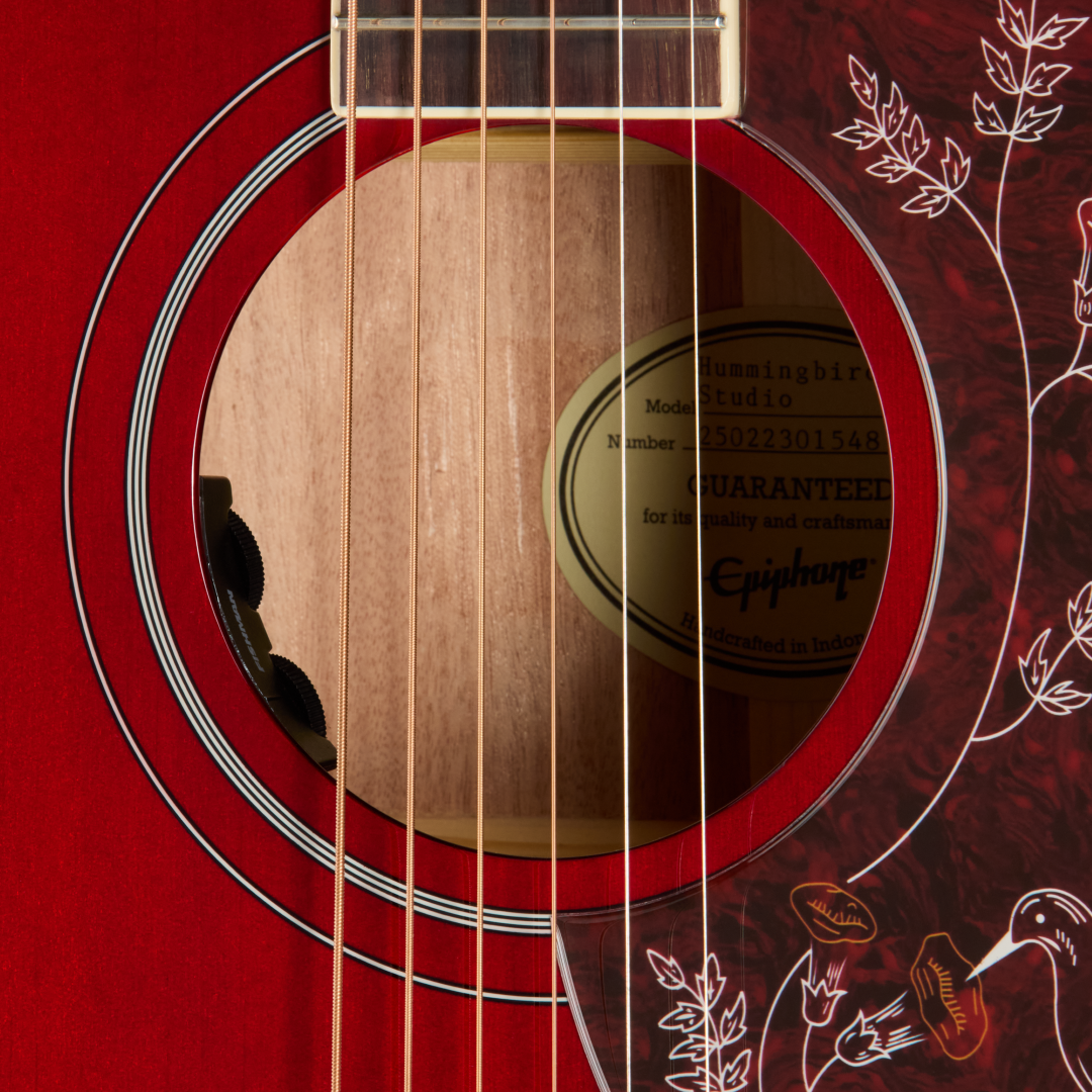 Hummingbird Studio Wine Red Westerngitarre